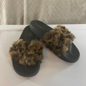 Vitalia Sandals Womens 9 Black Brown Fuzzy Leopard Print Slip On Slides